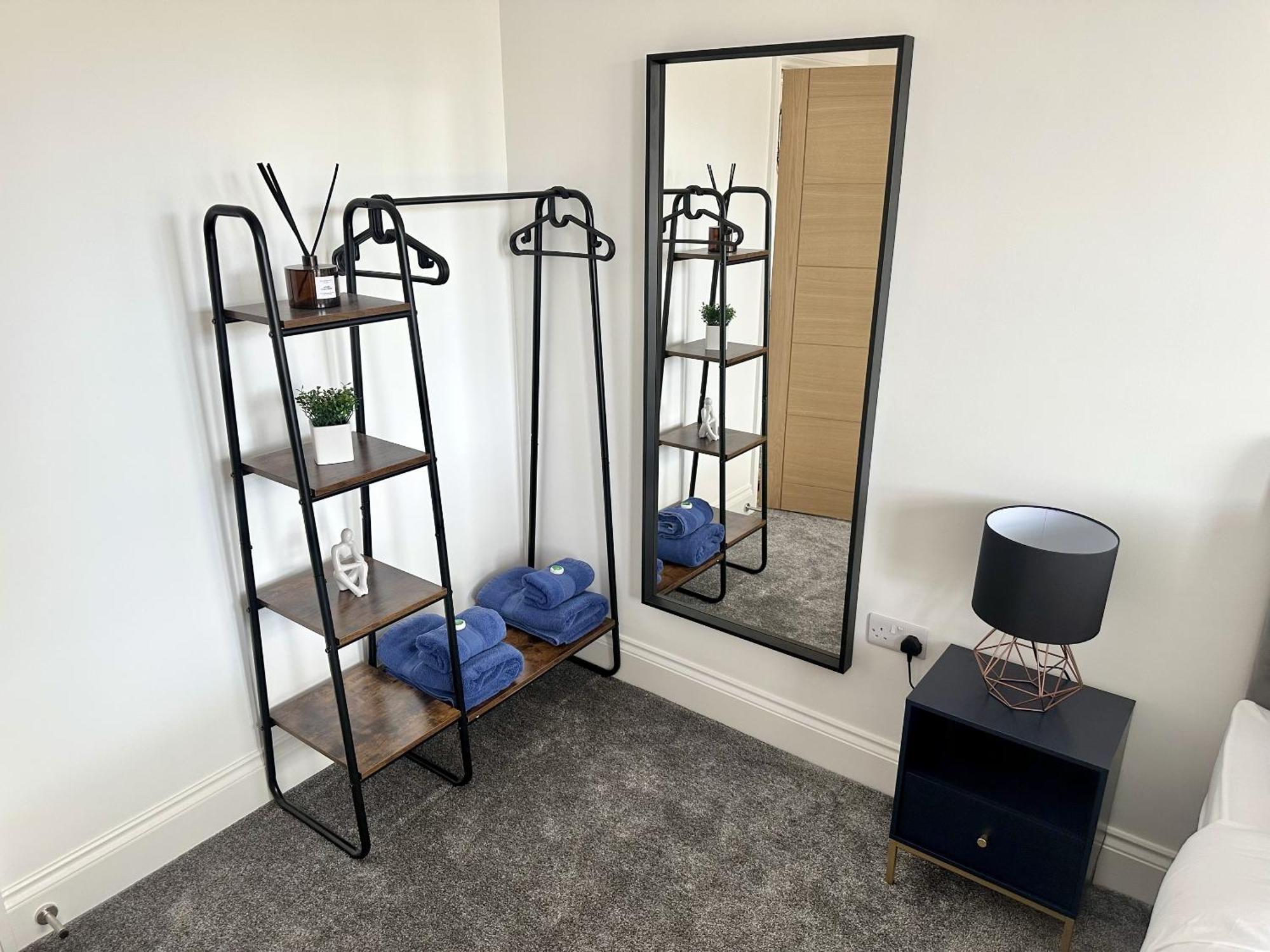 הרוגייט The Crown View - Luxury Apartment - Free Parking Nearby מראה חיצוני תמונה